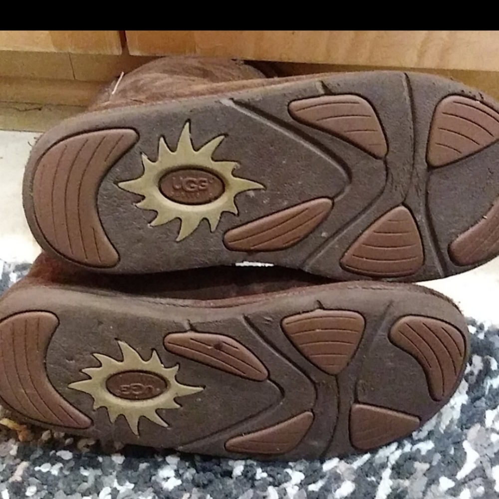Ugg Boots - image 3